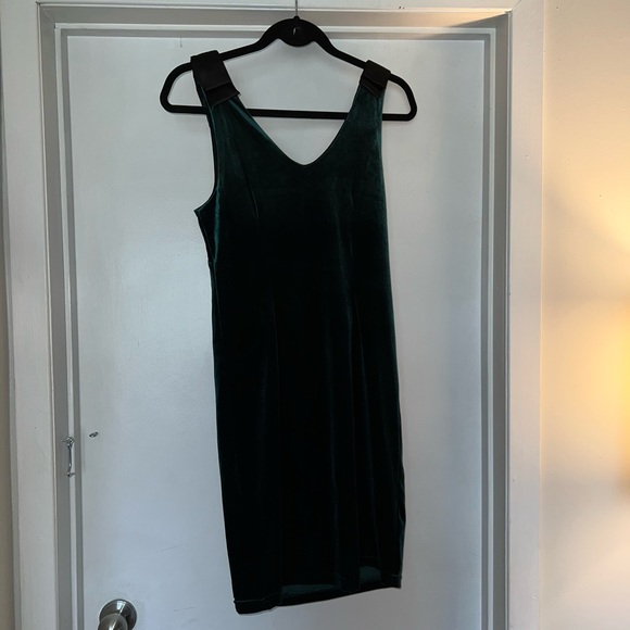 Vero Moda dress. 💥2/15$💥 - Picture 4 of 4